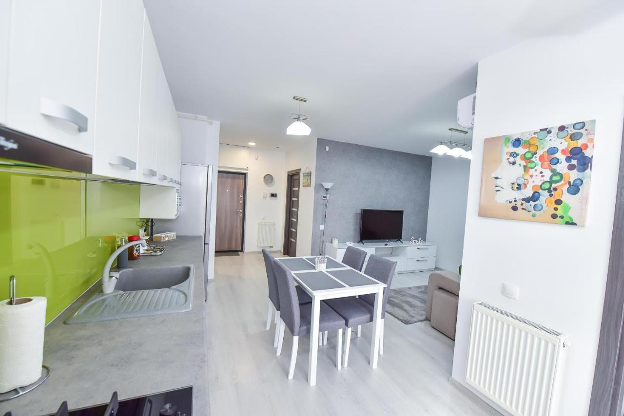 Stylish Stay - Executive - Private Parking And Central Location Oradea Extérieur photo