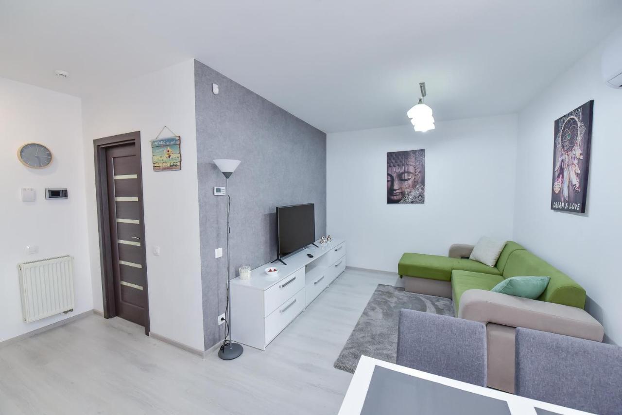 Stylish Stay - Executive - Private Parking And Central Location Oradea Extérieur photo
